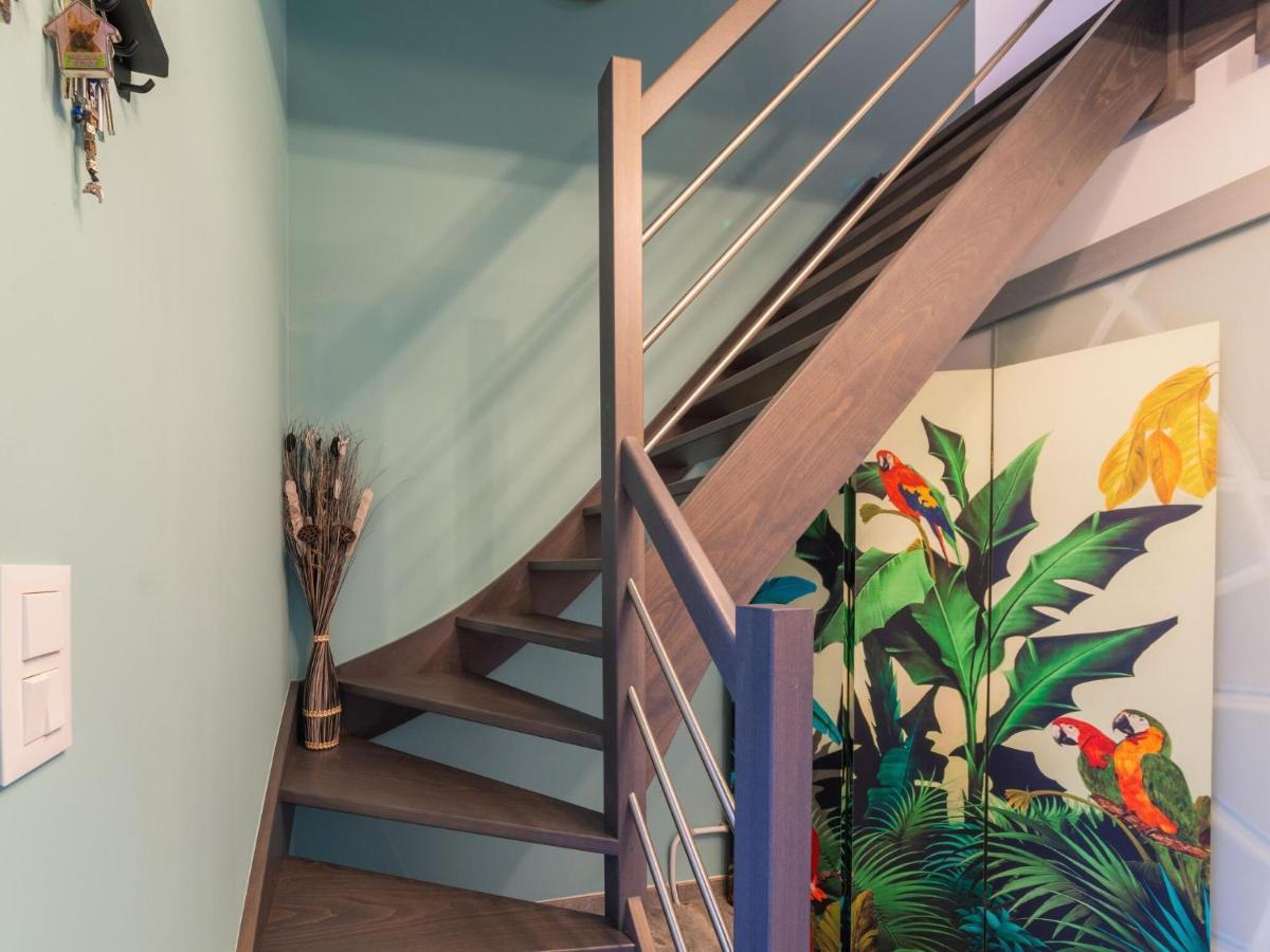 Modern In With Fenced Garden Vakantiehuis