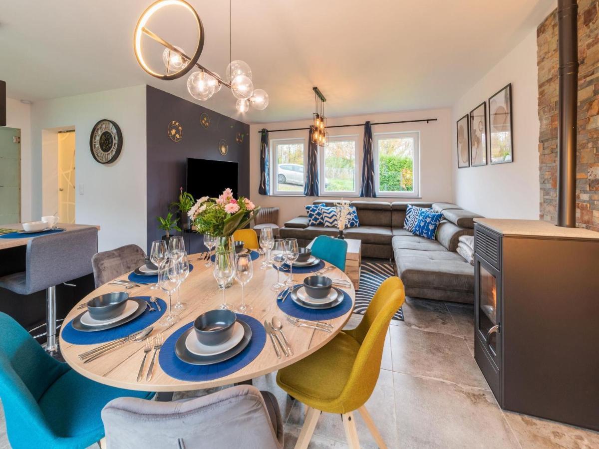 Modern In With Fenced Garden * Noiseux