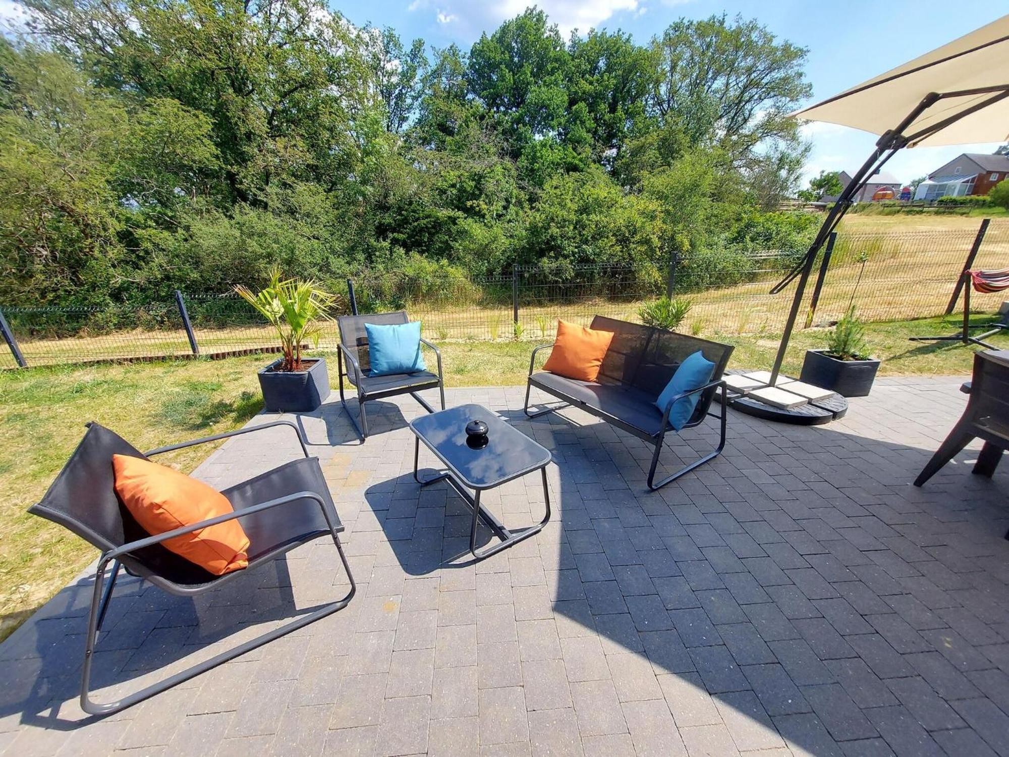 Modern In With Fenced Garden Vakantiehuis Noiseux